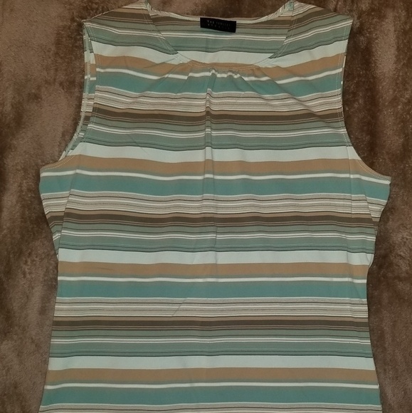 The Limited Flattering Ruched Striped Tank. Size M. - Picture 1 of 1